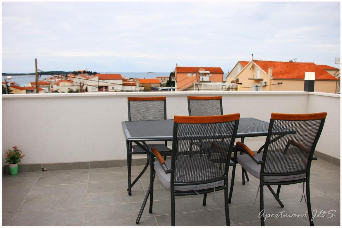 Apartmani Jere&Sara Primosten Bagian luar foto