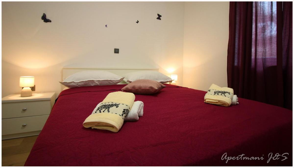 Apartmani Jere&Sara Primosten Bagian luar foto