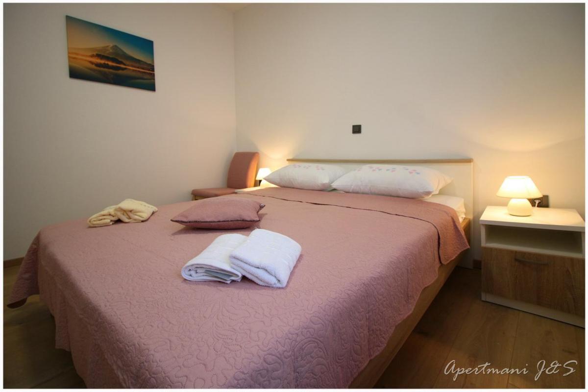 Apartmani Jere&Sara Primosten Bagian luar foto