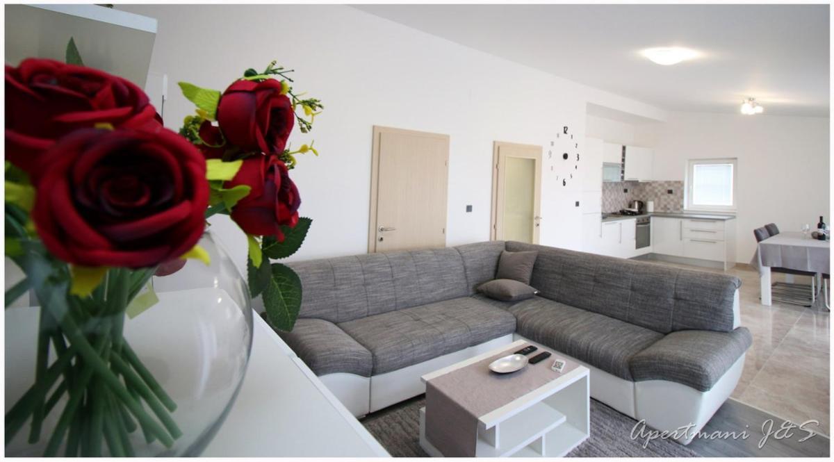 Apartmani Jere&Sara Primosten Bagian luar foto