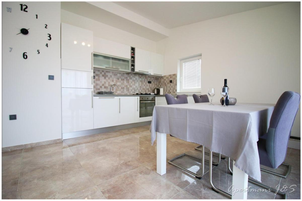 Apartmani Jere&Sara Primosten Bagian luar foto